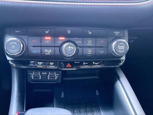 Certified 2026 Dodge Durango GT w/ Blacktop Package AWD/4WD image 24