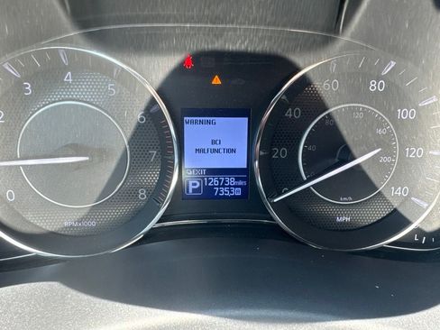 Used 2019 Nissan Armada Platinum w/ Captain's Chairs Package AWD/4WD image 7