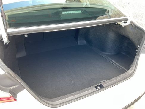 Used 2025 Toyota Camry LE FWD image 34