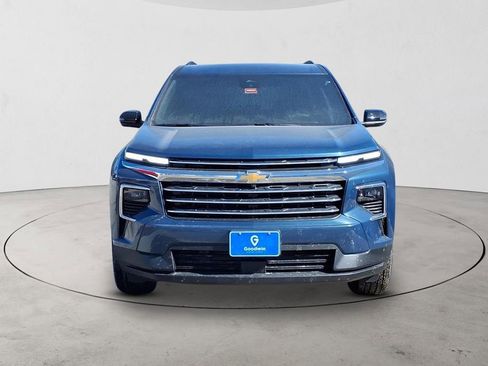 New 2026 Chevrolet Traverse LT w/ Driver Confidence Package image 2