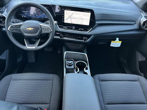 New 2026 Chevrolet Equinox LT w/ Safety and Technology Package FWD image 13