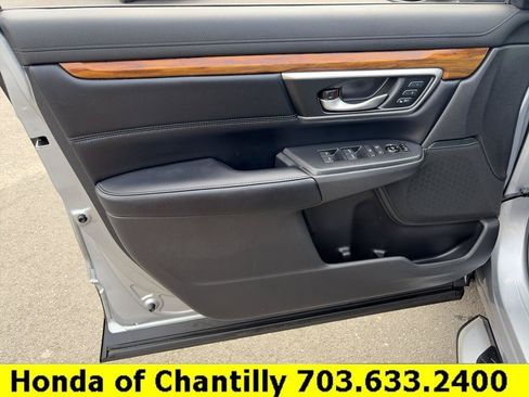 Used 2018 Honda CR-V Touring image 23