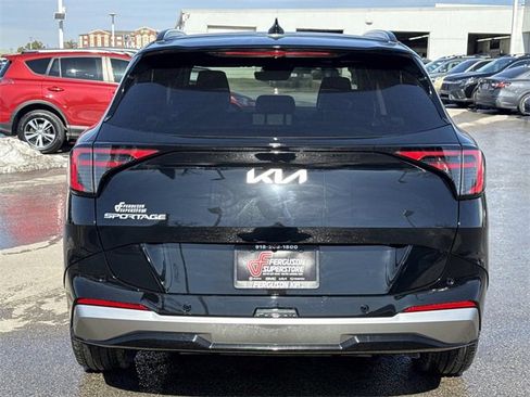 New 2026 Kia Sportage SX image 3