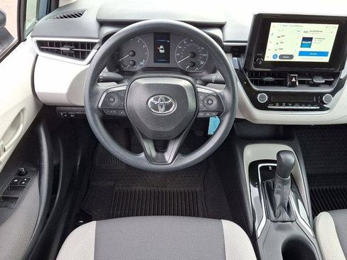 Certified 2025 Toyota Corolla LE image 22