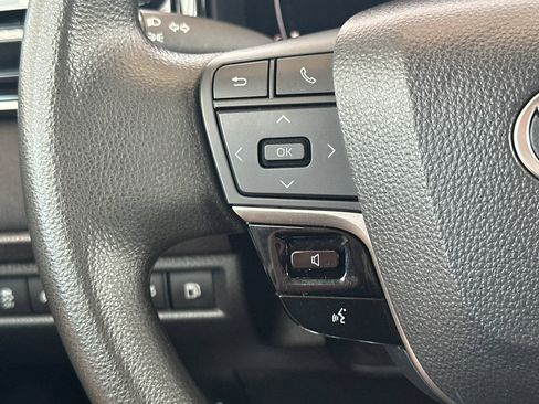 Used 2025 Toyota Camry LE AWD/4WD image 26