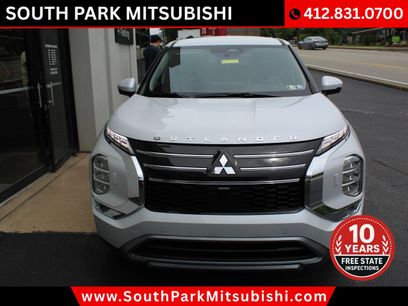 New 2025 Mitsubishi Outlander SE