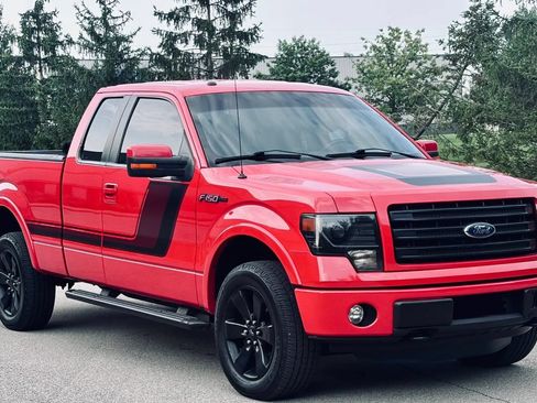 Used 2014 Ford F150 FX4 w/ Equipment Group 402A Luxury AWD/4WD image 1