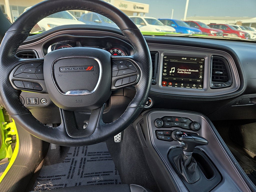 Used 2023 Dodge Challenger SXT w/ Plus Package RWD image 9