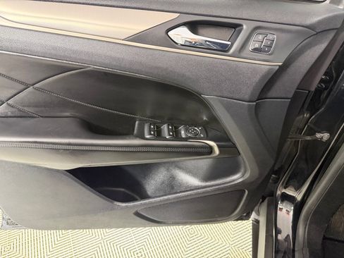 Used 2017 Lincoln MKC Premiere FWD image 11