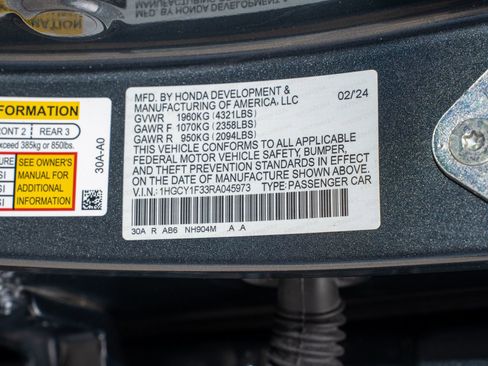 Certified 2024 Honda Accord EX image 36