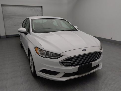 Used 2018 Ford Fusion S FWD image 14