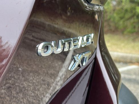 Used 2025 Subaru Outback Limited XT image 11