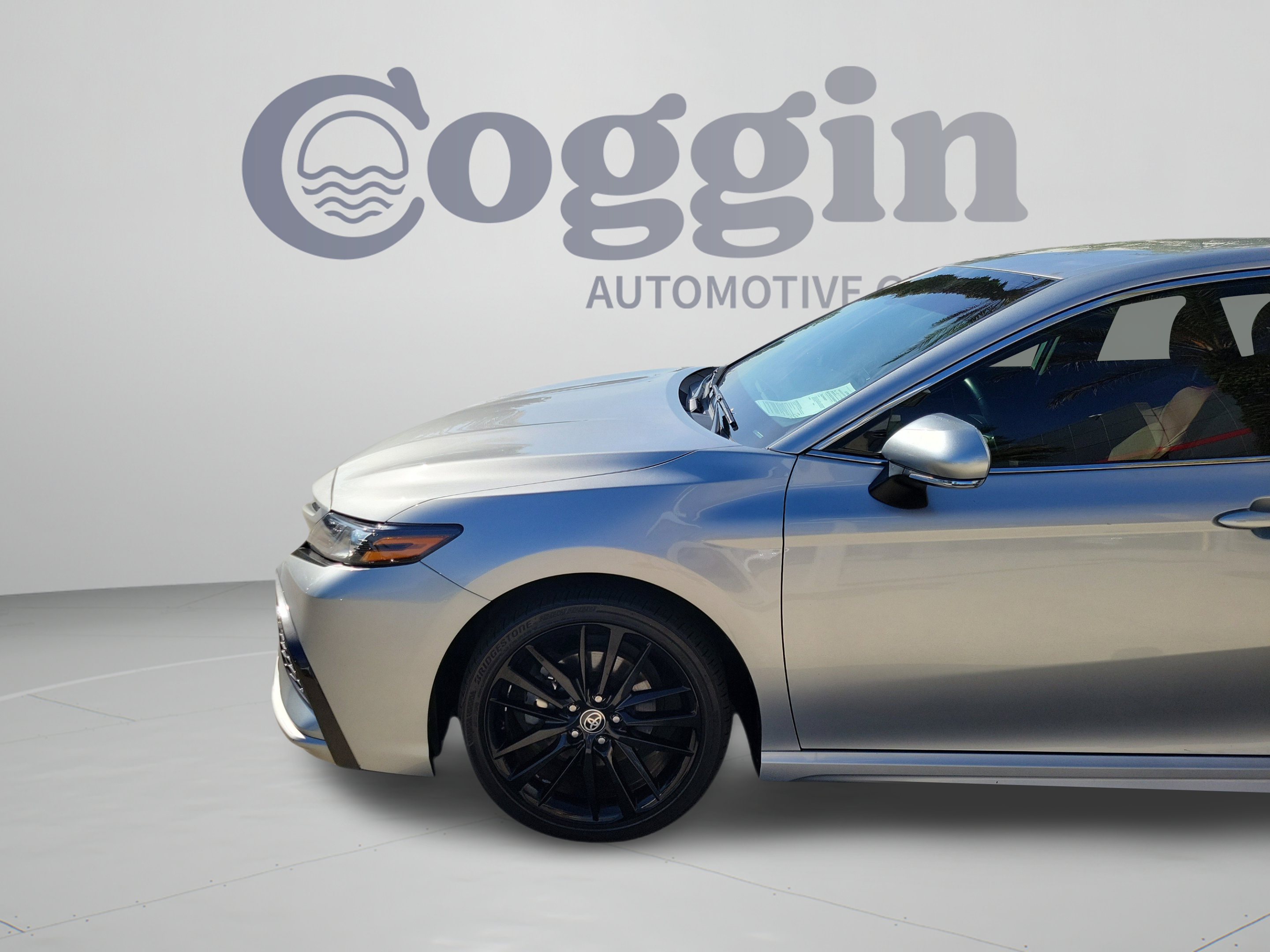 Used 2022 Toyota Camry XSE FWD image 32