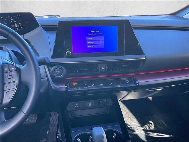 Used 2024 Toyota Prius Prime FWD image 8