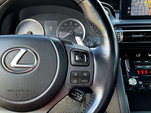 Used 2022 Lexus IS 300 AWD w/ Premium Package image 12