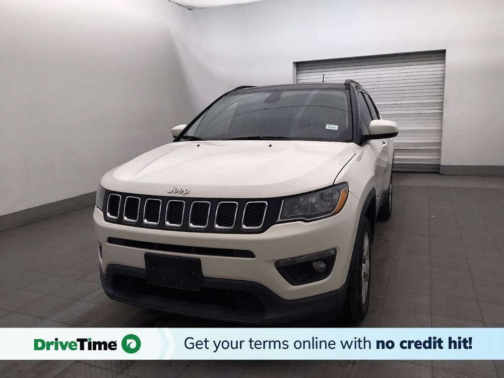 Used 2019 Jeep Compass Latitude w/ Popular Equipment Group AWD/4WD image 1