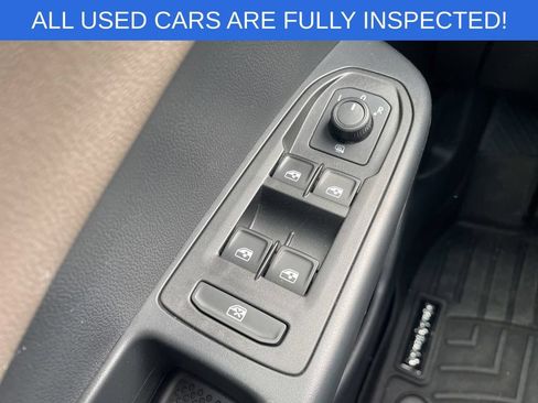 Used 2023 Volkswagen Taos SEL AWD/4WD image 24