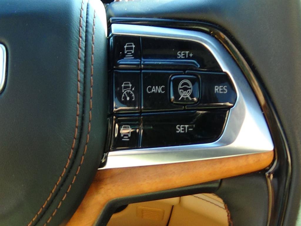 Used 2024 Jeep Grand Cherokee L Summit AWD/4WD image 24