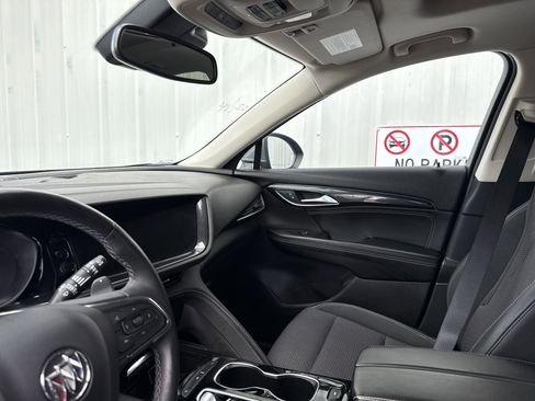 Used 2022 Buick Envision Preferred image 12