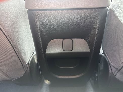 Used 2022 Chevrolet Colorado W/T image 26