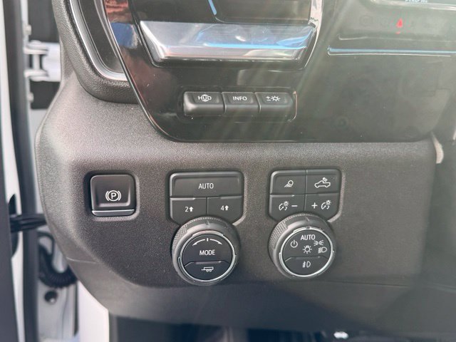 Certified 2024 Chevrolet Silverado 1500 LTZ w/ Technology Package AWD/4WD image 32