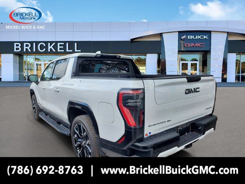 New 2025 GMC Sierra EV Denali AWD/4WD image 4