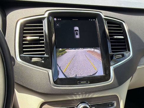 Certified 2023 Volvo XC90 B5 Plus w/ Protection Package Premier AWD/4WD image 19
