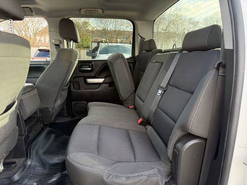 Used 2018 Chevrolet Silverado 1500 LT w/ Texas Edition image 17