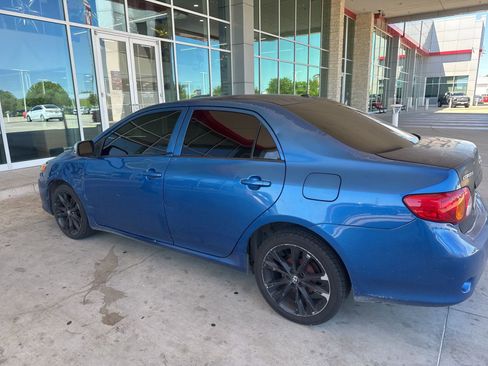 Used 2010 Toyota Corolla image 11