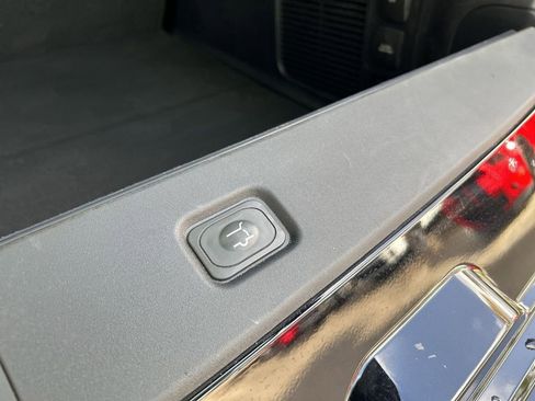 Used 2025 Ford Expedition Max Platinum AWD/4WD image 42