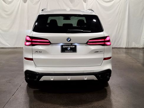 Used 2026 BMW X5 xDrive40i w/ M Sport Package AWD/4WD image 7