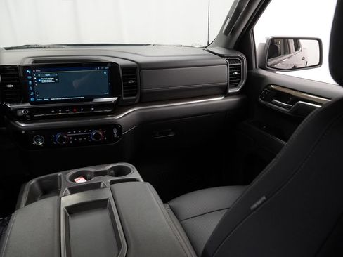 Used 2023 Chevrolet Silverado 1500 LT AWD/4WD image 15