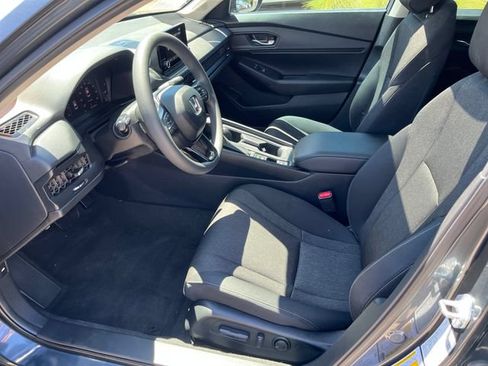 Certified 2023 Honda Accord EX image 3