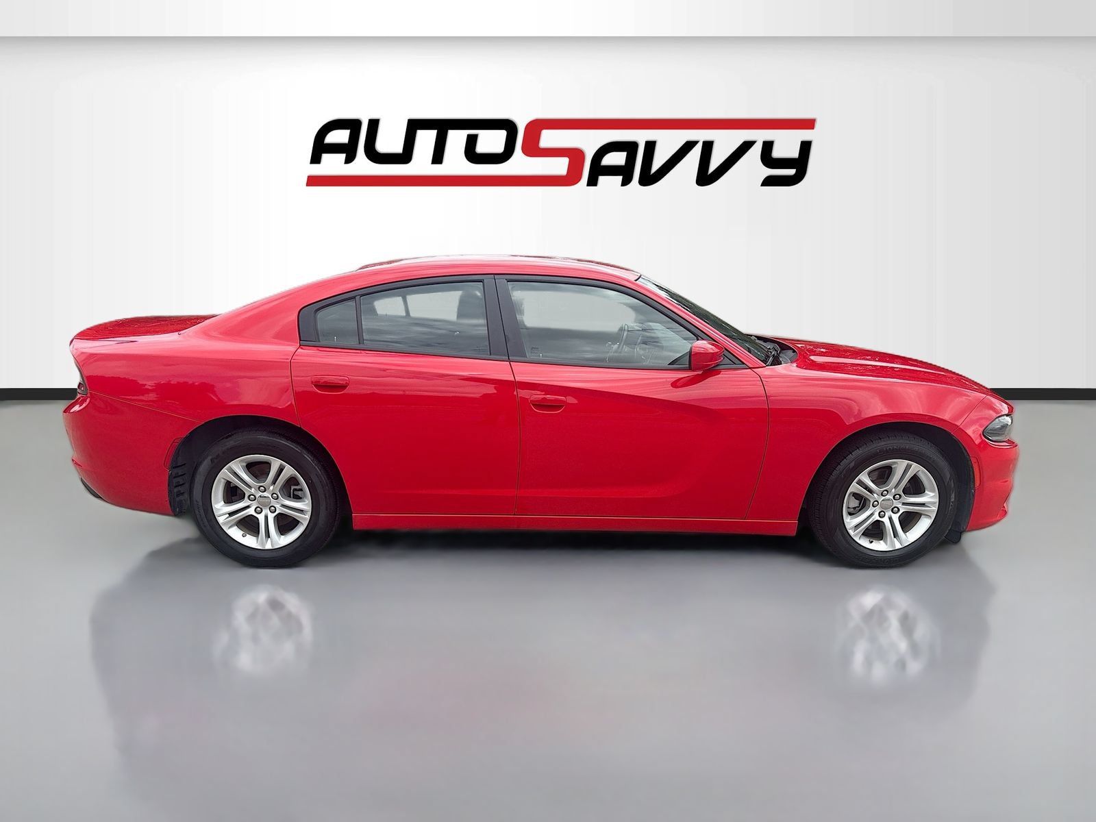 Used 2022 Dodge Charger SXT RWD image 8