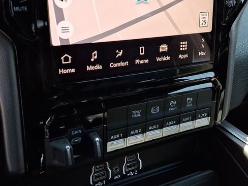 New 2026 RAM 2500 Big Horn AWD/4WD image 11