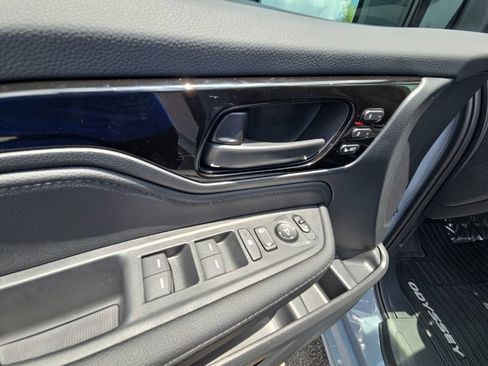New 2026 Honda Odyssey Touring image 20