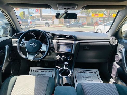 Used 2015 Scion tC FWD image 24