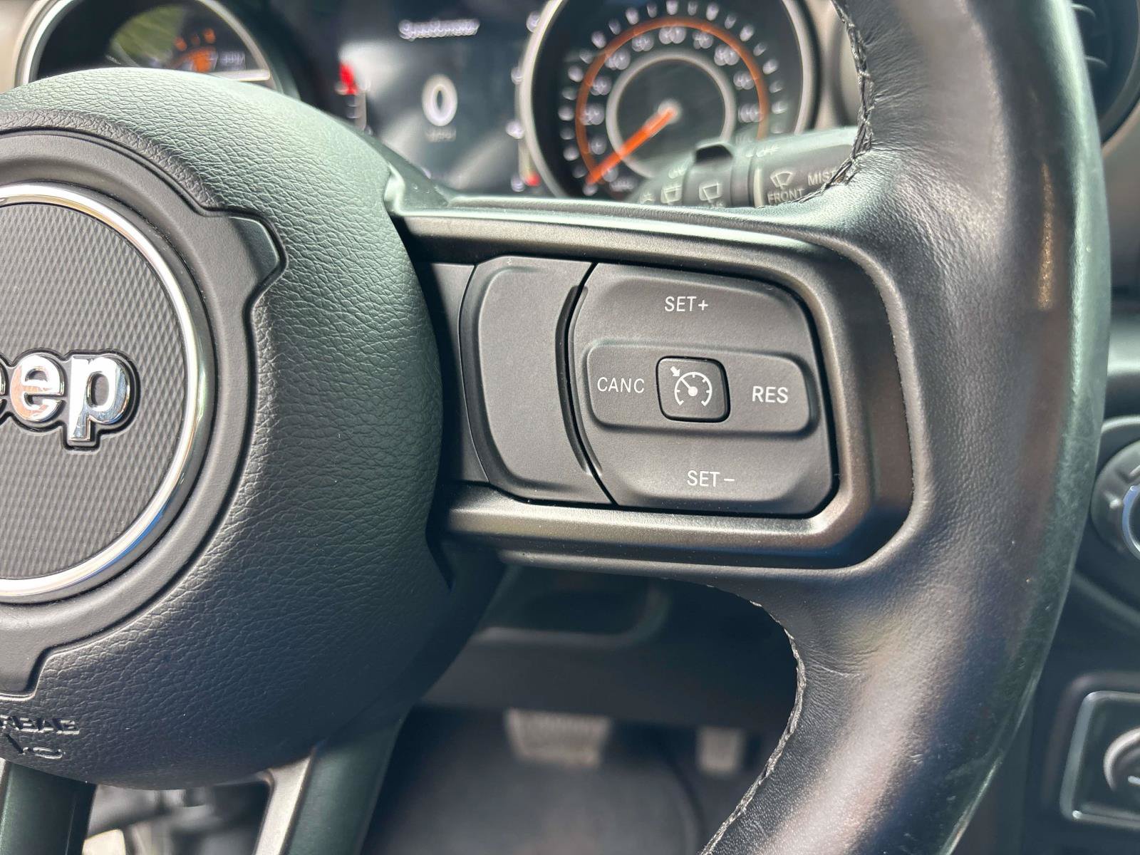 Used 2020 Jeep Wrangler Sport AWD/4WD image 27