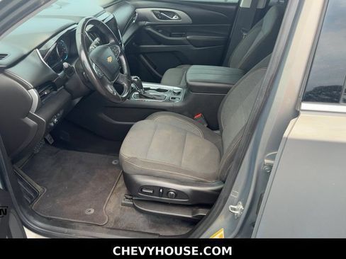 Used 2018 Chevrolet Traverse LT FWD image 10