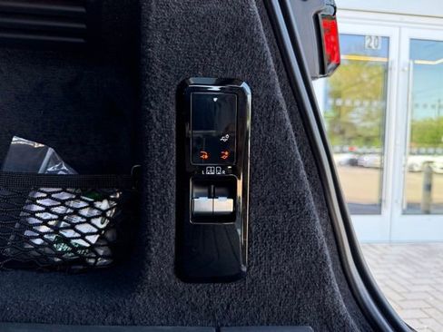 Certified 2024 Land Rover Range Rover Sport Dynamic SE image 29