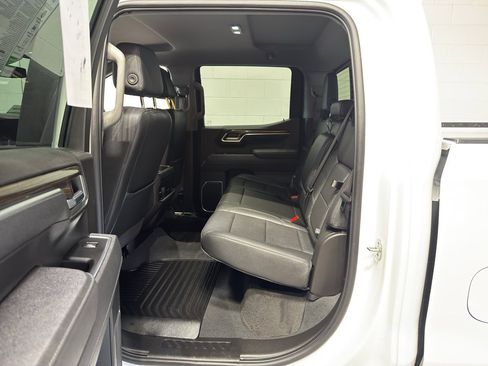 Used 2025 Chevrolet Silverado 1500 LT w/ Leather Package image 10