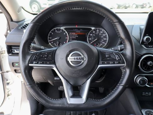 Used 2022 Nissan Sentra SV w/ Trunk Package image 17