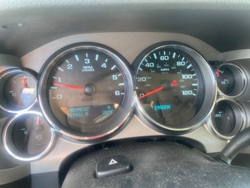 Used 2010 Chevrolet Silverado 1500 LT AWD/4WD image 11