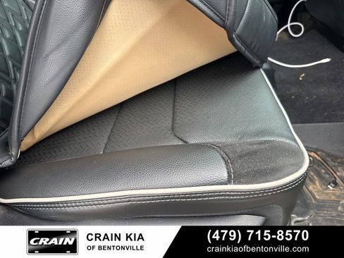 Used 2025 RAM 1500 Laramie AWD/4WD image 8