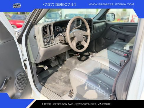 Used 2006 GMC Sierra 1500 W/T RWD image 11