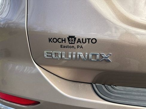 Used 2018 Chevrolet Equinox LT image 18