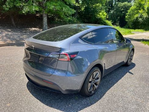 Used 2020 Tesla Model Y Long Range AWD/4WD image 6