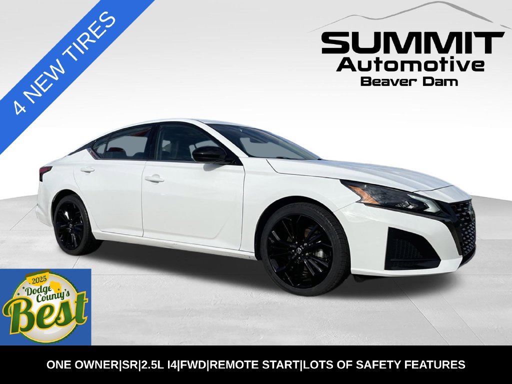 Used 2024 Nissan Altima 2.5 SR FWD image 1