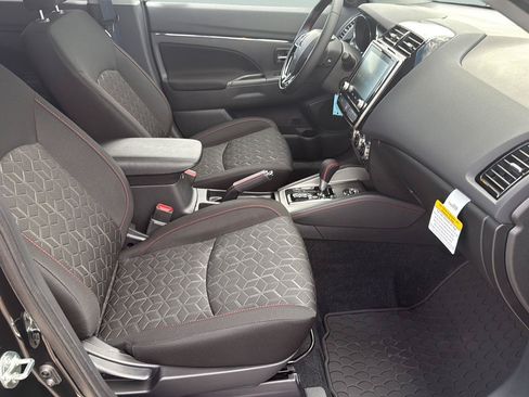 New 2026 Mitsubishi Outlander Sport LE AWD/4WD image 21