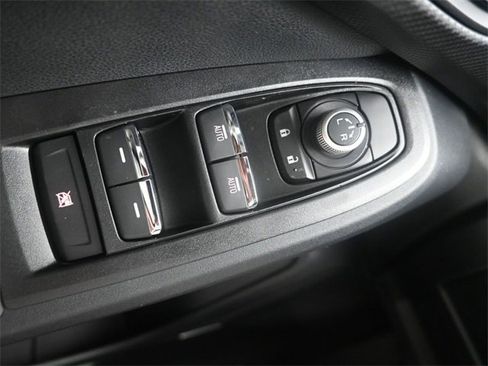 New 2025 Subaru Crosstrek 2.5i Limited w/ Popular Package #3A image 13